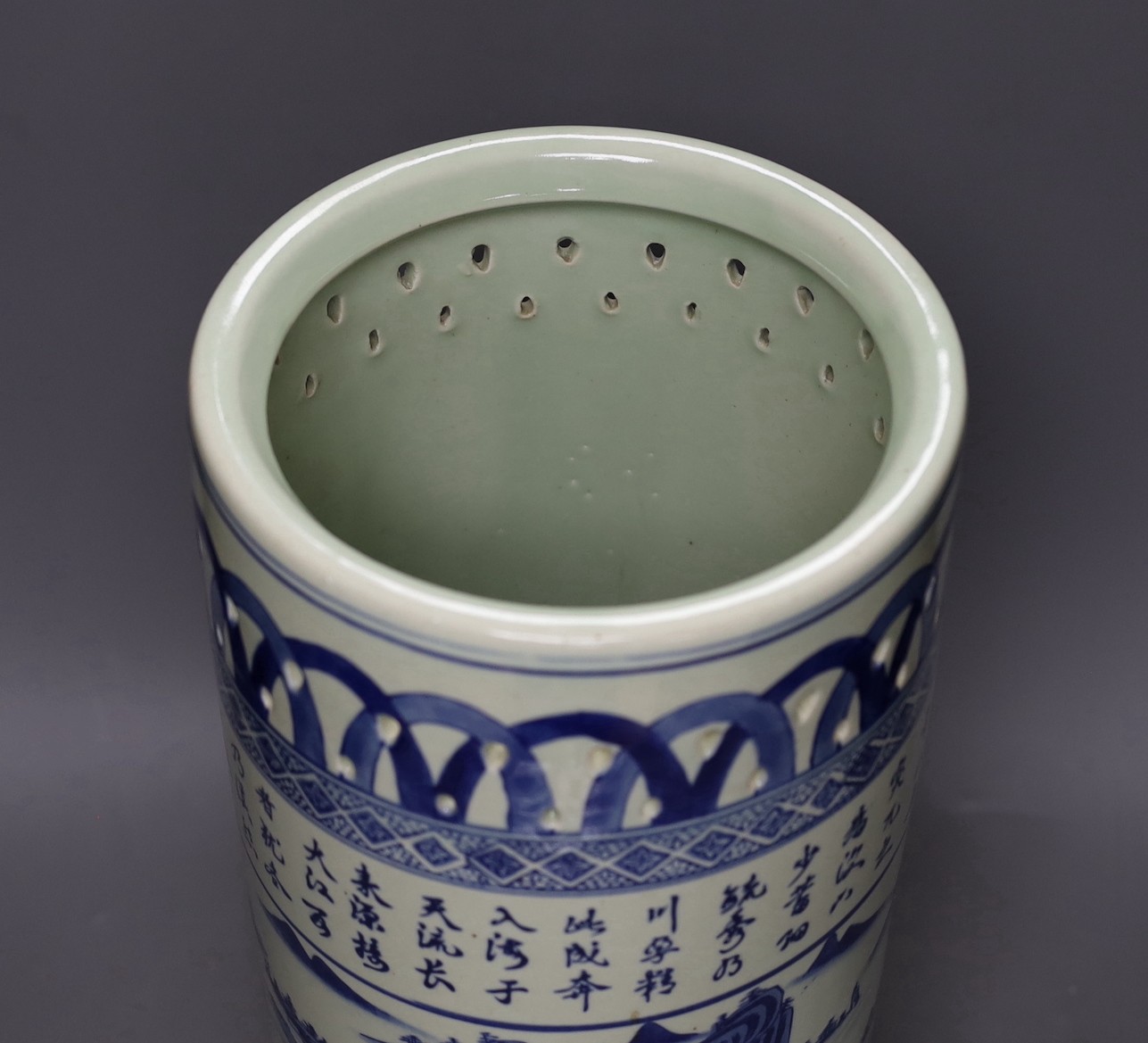 A Chinese blue and white umbrella / stick stand, 45cm